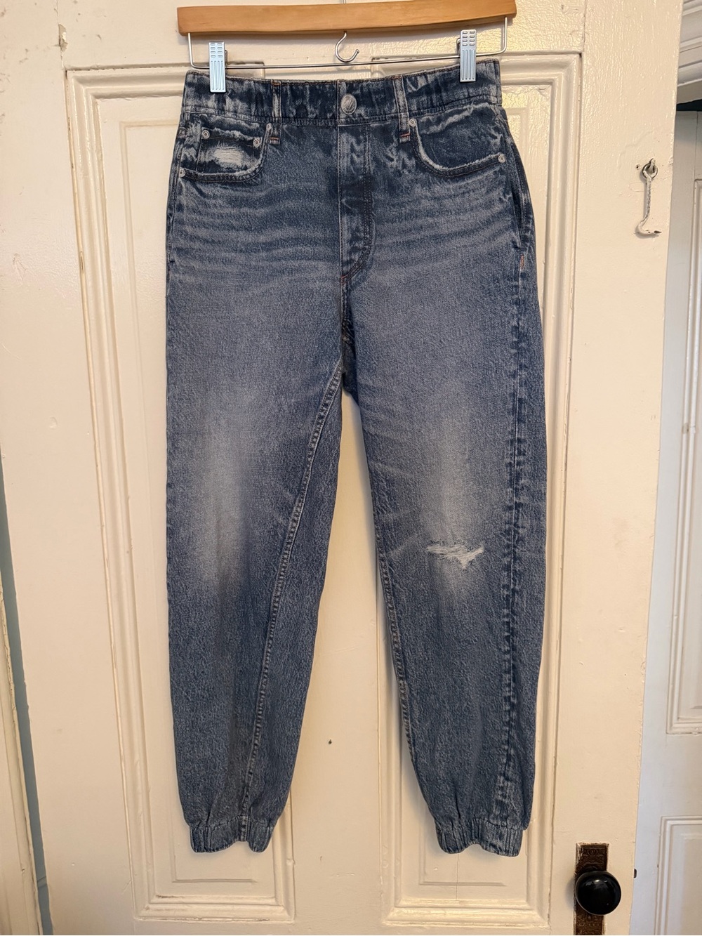 Rag and bone Women’s Blue Washed Jogger Jeans sweats size M like new! Worn once